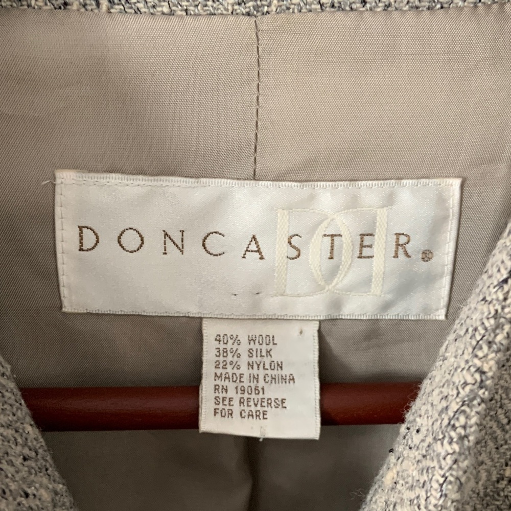 Doncaster Light Gray Wool Silk Tweed Blazer - Picture 3 of 8